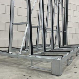 Dubbelzijdige metalen glasbok met vorkgeleiders